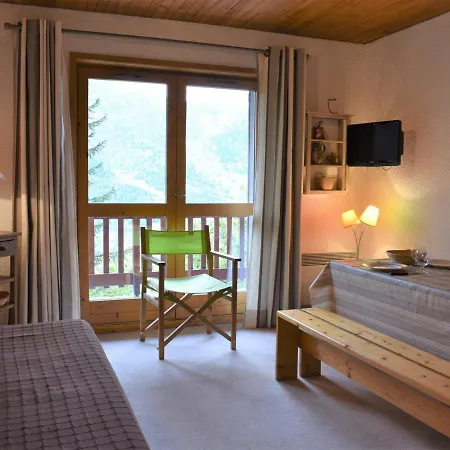 2 Pieces A Meribel, Proche Pistes Et Commerces, Parking Inclus - Fr-1-180-88 Apartment