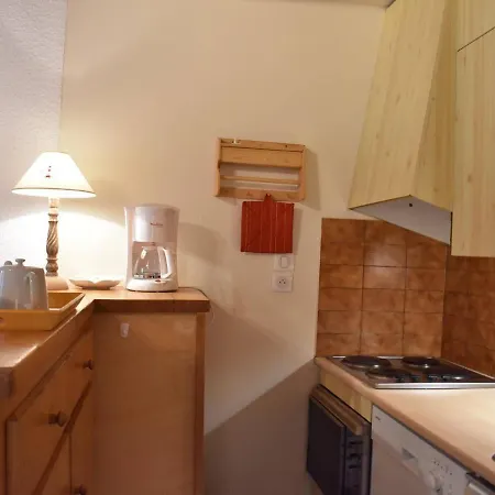 Apartment 2 Pieces A Meribel, Proche Pistes Et Commerces, Parking Inclus - Fr-1-180-88 Meribel